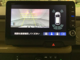 バックでの車庫入れも安心です! リアカメラが付いているバックモニター付のナビを装備しております。バンパーについているソナーや、操作線もついており距離感も画面から確認できます。
