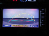 バックガイドモニターで、後方を確認しながら安心して駐車することができます。運転初心者も熟練者も必須の機能ですよ!