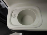 お飲物とお菓子をご用意しております。ゆっくりくつろいだ雰囲気でお車選びをしていただけます♪