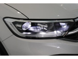 LEDヘッドライト+LEDテールランプ付き。高い視認性を確保しながら、消費電力の少なさと長寿命を実現させた次世代のライトです。