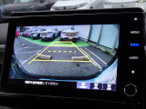 バックカメラで駐車も安心。死角を減らして、安全にサポート。初めての場所でもスムーズに、あなたの運転をもっと快適にしてくれます!
