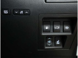 トヨタの認定中古車には、ロングラン保証が付いております。メーカーや年式を問わず1年間走行距離無制限の保証が付いておりますので、ご購入後も御安心ください。
