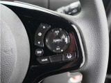 ◆アダプティブクルーズコントロール◆予め設定した車速内でクルマが自動的に加減速。前走車との適切な車間距離を維持しながら追従走行します。【LKAS】車線維持支援システムでステアリング操作を支援。