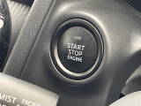 【スマートキー・プッシュスタート】鍵を挿さずにポケットに入れたまま鍵の開閉、エンジンの始動まで行えます。