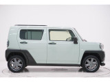 県内13店舗にて常時500台以上ダイハツ車を展示中です。見て、触って、納得のいく一台をぜひ見つけてください。