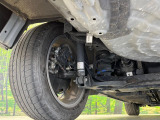 お車を安心してお乗りいただく為には、足回りの定期点検が欠かせません。サービスサポート(有償保証)では無料点検もご提供しており、安心のカーライフをお過ごしいただけるサポート体制が整っています。