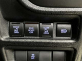 パワースライドドア、オートマチックハイビーム等のスイッチが配置されてます。