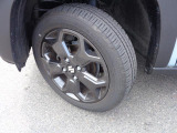 15インチラジアルタイヤ、純正アルミホイール