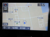 純正ナビはタッチパネル式で使いやすく、お出かけもラクラク