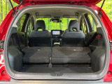 普段のお買い物や通勤、送迎等に十分な荷室スペースを確保しております。セカンドシートを倒すと、大きな荷物の積載も可能です♪