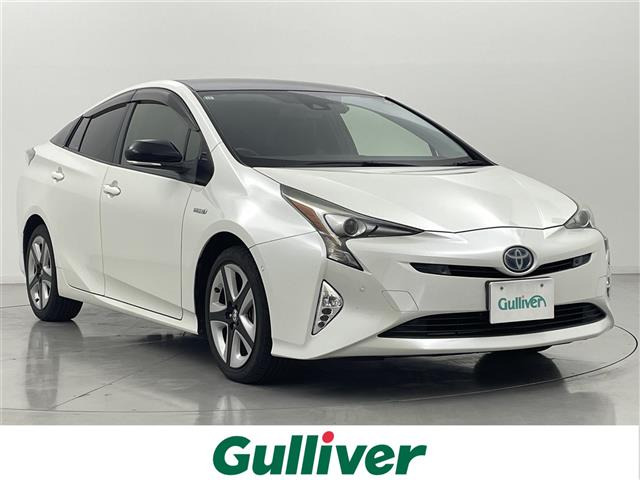 トヨタ プリウス 