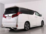 当店では、厳選された車両のみ展示しております。アルファード・ヴェルファイアに特化した専門店ならではの豊富な在庫の中から、お気に入りの一台をお探しください!