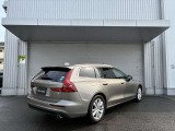 V60 T5 モメンタム 