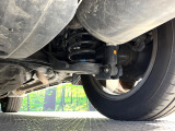 お車を安心してお乗りいただく為には、足回りの定期点検が欠かせません。サービスサポート(有償保証)では無料点検もご提供しており、安心のカーライフをお過ごしいただけるサポート体制が整っています。