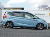 車輌右横になります!車両販売や買取、車検、点検その他一般整備、板金修理、任意保険などなどお車のことならなんでもお任せください!整備や修理もお安く頑張らせて戴きます!