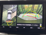 【パノラミックビューモニター】専用のカメラにより、上から見下ろしたような視点で360度クルマの周囲を確認することができます☆死角部分も確認しやすく、狭い場所での切り返しや駐車もスムーズに行えます。