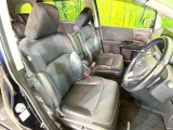運転席シート廻りは使用感も少なく、良好な状態となっています。丁寧に使われていたことがよくわかりますね。