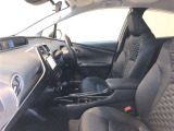 清潔で広々した座席です!是非、現車を見て体感してみてください。