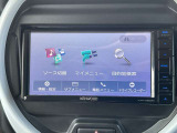 カーナビが装備されており、目的地までのルート案内や渋滞情報の確認がスムーズに行えます。