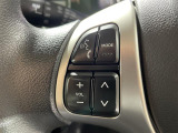 【ステアリングスイッチ】手元のボタンから、オーディオやナビなどの操作ができるので、よそ見をせずに安全に運転に集中できます!