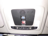 緊急通報ボタンが装備されています。ホンダコネクト対応。ご利用には Honda Total Careプレミアムのご加入が必要です。
