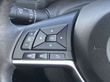 ■ステアリングスイッチ■ハンドル手元でオーディオの操作が簡単に出来ます。運転中でもナビまで手を伸ばさずに操作が出来て安心です。