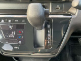 操作しやすいシフトレバーです