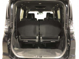 ワゴンならではの広々としたラゲージスペースを備えています。ライフスタイルに合わせていろいろな物を積み込めます!