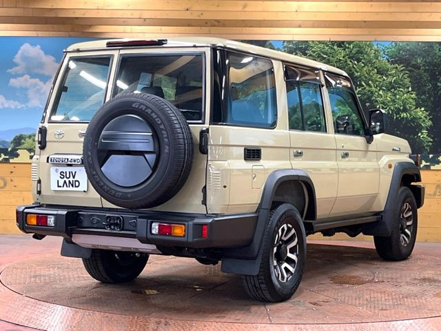 トヨタ ランドクルーザー70 2.8 AX ディーゼル 4WD の中古車詳細
