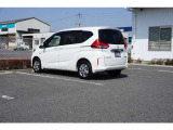 大口なトランクルームです。幅広で荷物の出し入れが簡単になります!