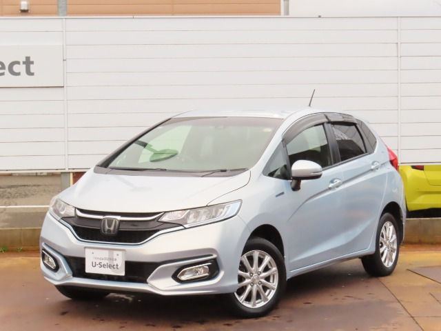 フィット1.5 ハイブリッド L ホンダセンシング 4WD