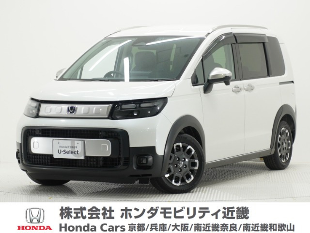 フリード 1.5 e:HEV クロスター 