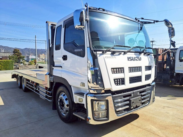 ギガ  重機運搬車 ウインチ付 エアサス