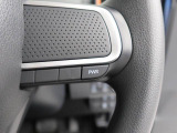 D assist 切替ステアリングスイッチ搭載。パワーモードで余裕のある軽快な走りを、エコモードで燃費重視のスマートな走りを。2つの走行モードをワンタッチで選択できます