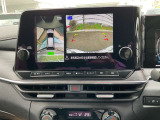 アラウンドビューモニター装備です 上から見たイメージで駐車出来ます