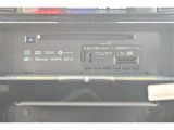 DVD、CD、SDカードのメディアが使用できます。もちろんBluetoothも使えます。
