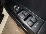 電動格納式ドアミラー・パワーウインドウを装備しています。