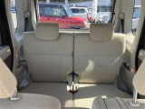 ゆとりある広々とした車内空間は、ドライブを始め買い物やレジャーなど、幅広く活躍します。一人でもみんなとでもお出かけを楽しみましょう!