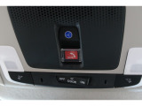 緊急通報ボタンが装備されています。ホンダコネクト対応。ご利用には、Honda Total Care プレミアムのご加入が必要です。