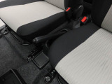納車の前にはエンジンオイル、オイルエレメント、エアクリーナー、クーラント、バッテリー、ワイパーゴムのチェックまたは交換を行います!