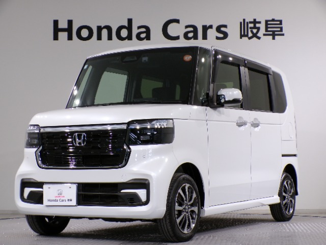 N-BOXカスタム  カスタム 660 4WD