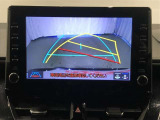 【バックモニター】駐車時に後方がリアルタイム映像で確認できます。大型商業施設や立体駐車場での駐車時や、夜間のバック時に大活躍!運転スキルに関わらず、今や必須となった装備のひとつです!