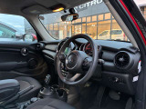 ミニ  ヴィクトリア 5ドア DCT