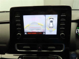 バックモニターを装備しています。車庫入れ時等に車両後方が確認出来るのでとても便利です。
