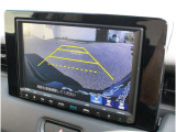 バックカメラが装備されており、後方の安全確認はもちろんのこと狭い場所での駐車や雨の日・夜間など視界の悪いコンディションでのストレスの軽減にもなります!