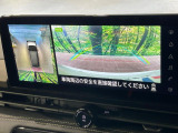 【アラウンドビューモニター】専用のカメラにより、上から見下ろしたような視点で360度クルマの周囲を確認することができます☆死角部分も確認しやすく、狭い場所での切り返しや駐車もスムーズに行えます。