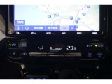 ★エアコンはオートタイプが装着済みです!オートモードにしておけば、車内温度を設定するだけで風の料や吹き出し口の切り替えを機械が行ってくれます!一年中快適な環境を作れますよ♪