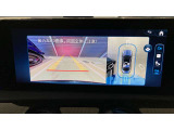 【リアカメラ】見通しの悪い場所への進入時や狭い場所での駐車時に役立ちます。