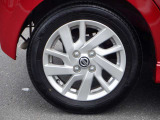 14インチアルミホイール!!格好良くてホイールがあなたの愛車をいっそう輝かせます☆
