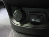 AC100V1500Wのコンセントを装備しています。